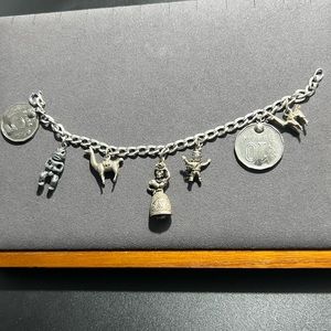 Vtg Argentina Charm Bracelet Sterling Silver 7 Charms Articulated Latin Figure